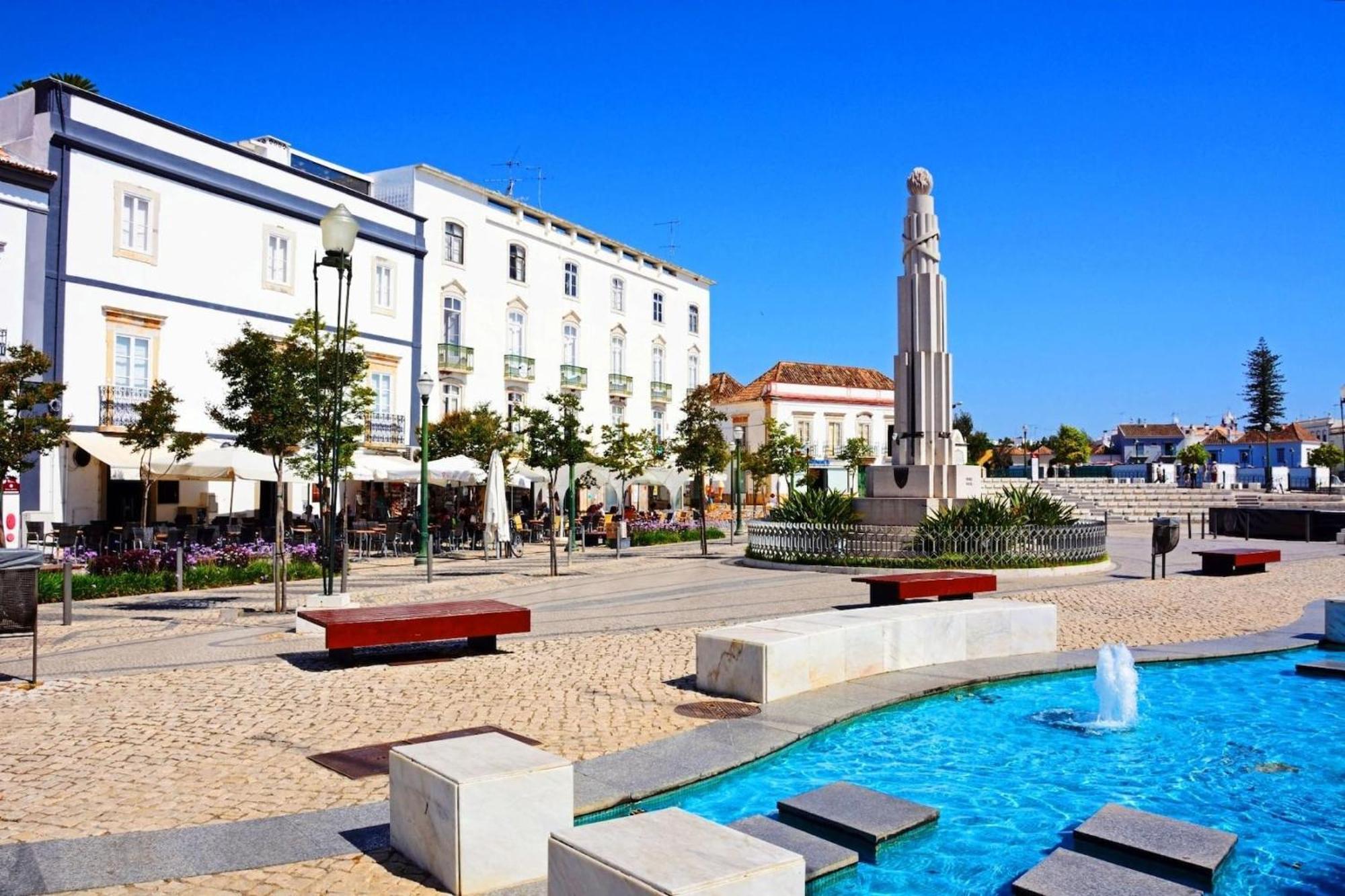 Вілла Executive Townhouse, Tavira Centre, Shared Pool Екстер'єр фото