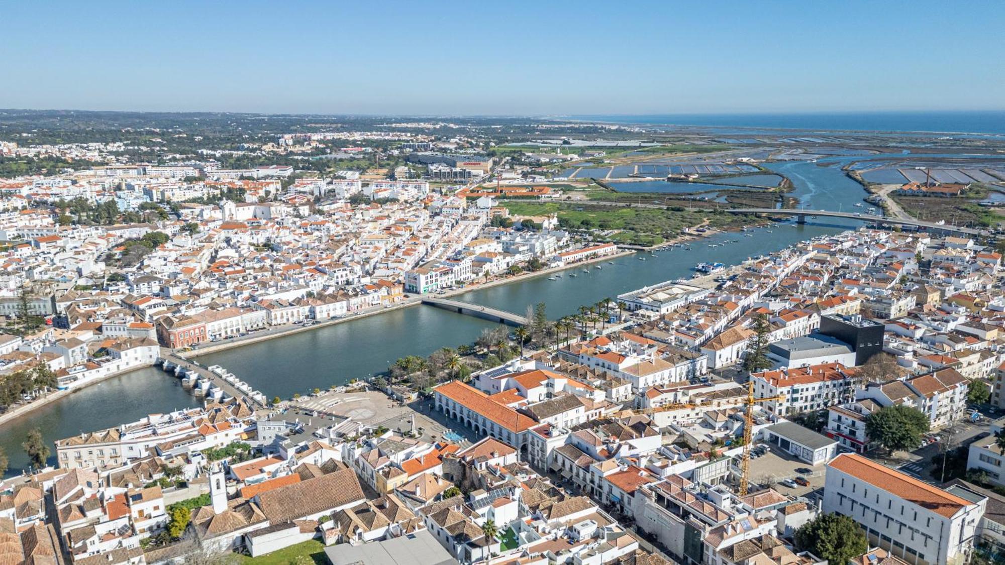 Вілла Executive Townhouse, Tavira Centre, Shared Pool Екстер'єр фото