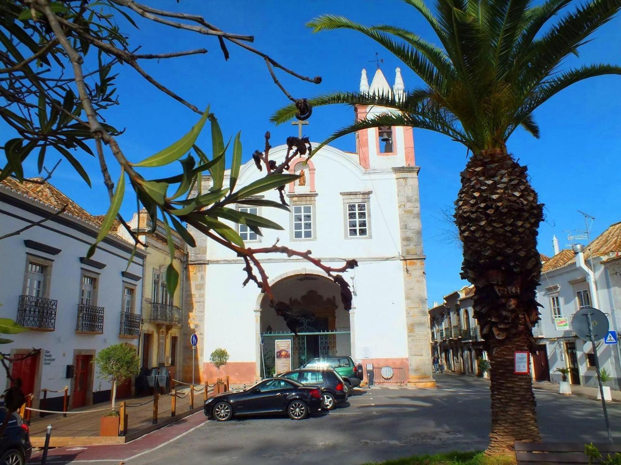 Вілла Executive Townhouse, Tavira Centre, Shared Pool Екстер'єр фото